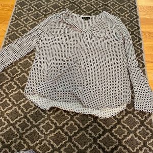 Daya size large blue and ivory open neck two front pockets